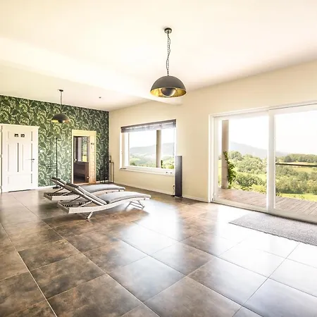 Blizej Nieba ベッド・アンド・ブレックファスト 3*