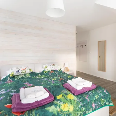 ベッド・アンド・ブレックファスト Blizej Nieba Skrzydlna